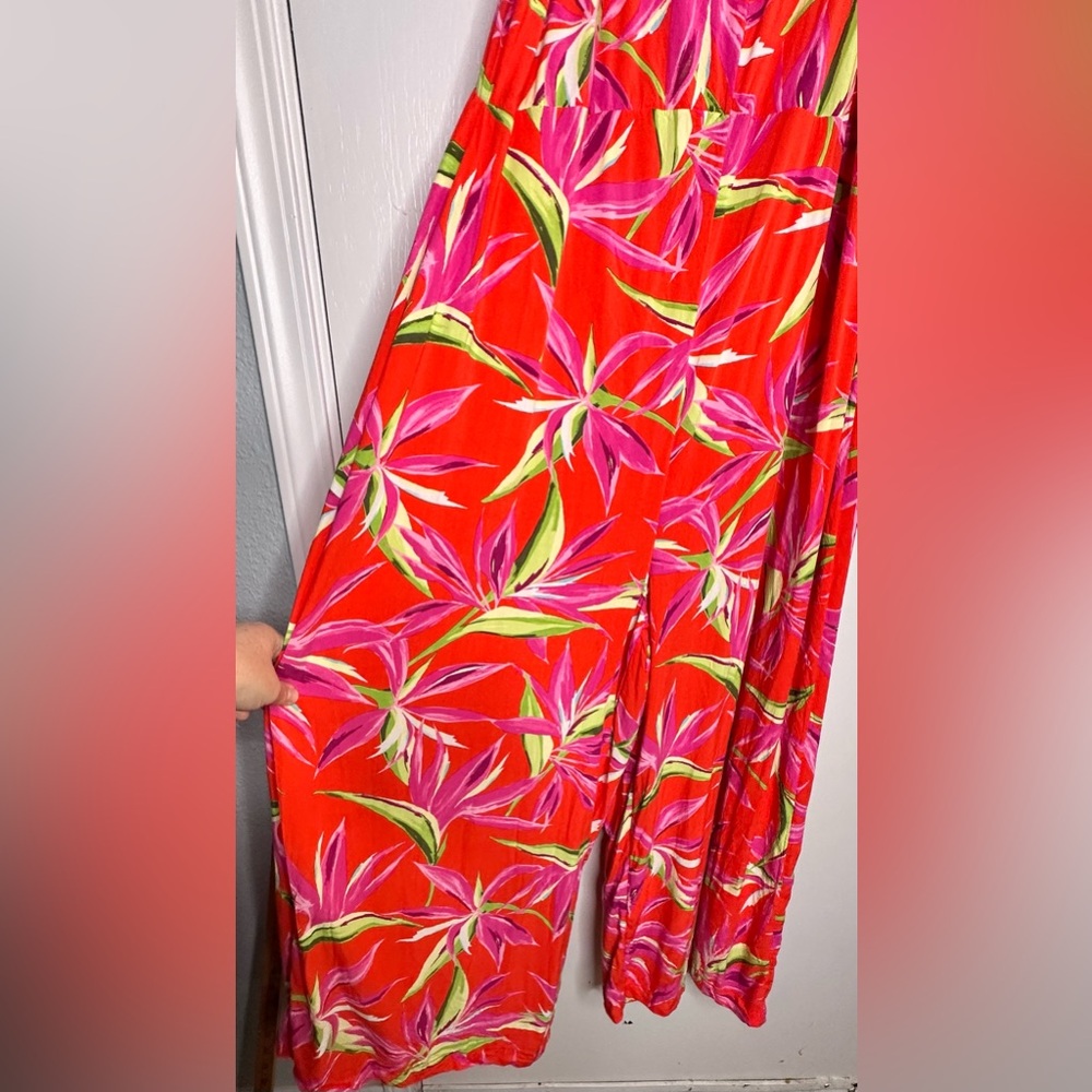 Old Navy women’s jumpsuit.  Size XL - Picture 3 of 7